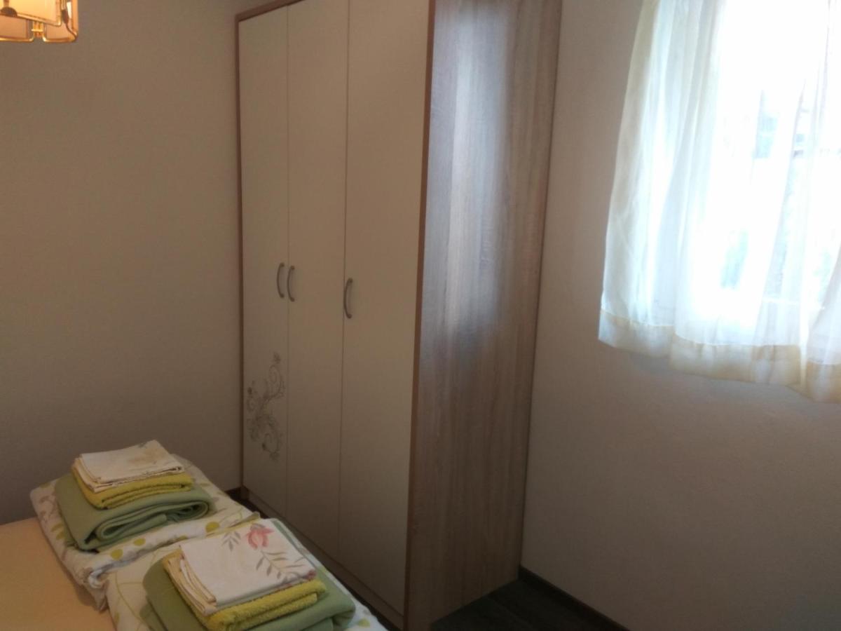 Apartmani Ivana Punat Exterior photo